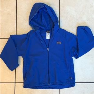 XS (4t/5t) Patagonia Rain jacket